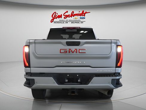 Used 2025 GMC Sierra 2500 Denali w/ Denali Reserve Package AWD/4WD image 5