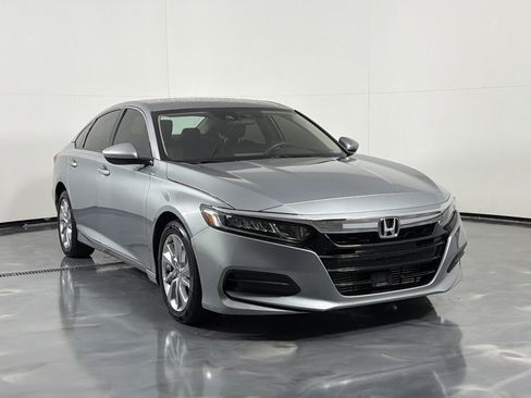 Used 2020 Honda Accord LX image 3