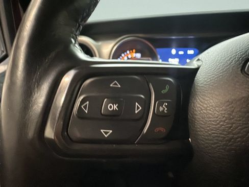 Used 2021 Jeep Gladiator Sport AWD/4WD image 22