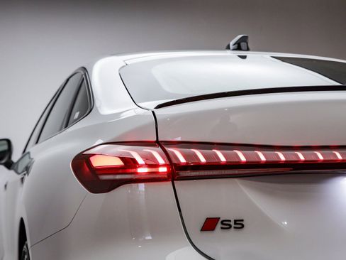 New 2025 Audi S5 Premium Plus image 11