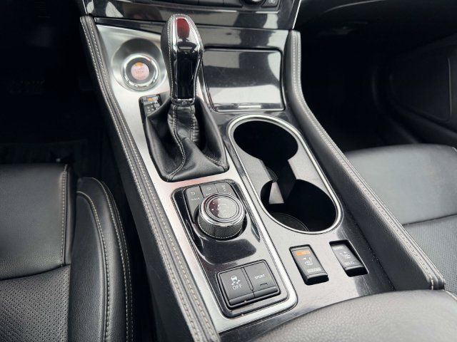 Used 2023 Nissan Maxima SL FWD image 22