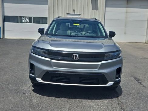 Used 2024 Honda Prologue Touring image 2