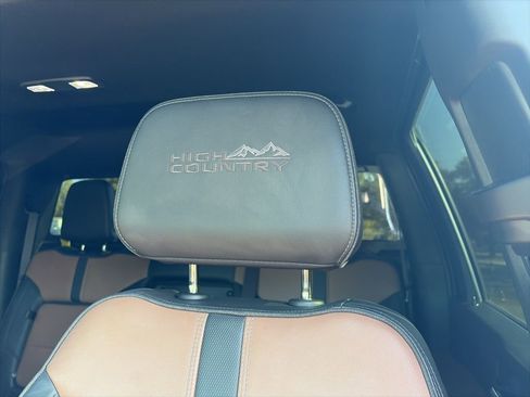 Used 2023 Chevrolet Silverado 3500 High Country AWD/4WD image 29