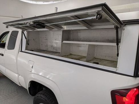 Used 2021 Toyota Tacoma SR image 23