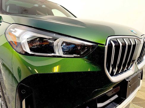 Used 2025 BMW X1 xDrive28i w/ Convenience Package AWD/4WD image 25