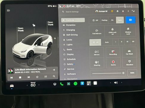 Used 2022 Tesla Model Y Performance AWD/4WD image 31