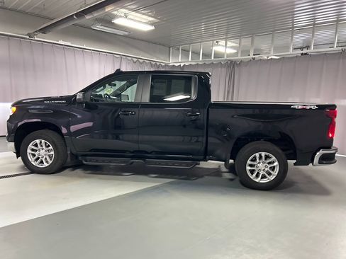 Used 2025 Chevrolet Silverado 1500 LT AWD/4WD image 4