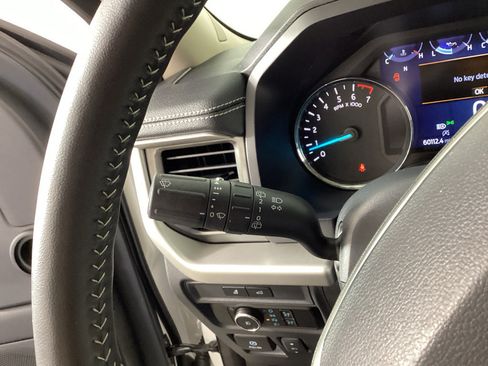 Used 2024 Ford Expedition XLT AWD/4WD image 25