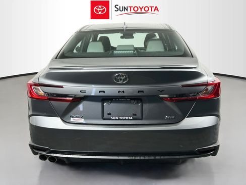 Used 2026 Toyota Camry SE FWD image 5