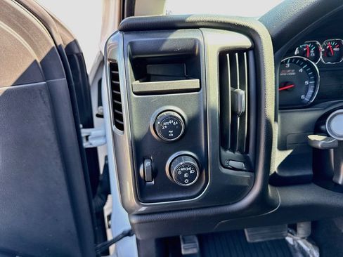 Used 2018 Chevrolet Silverado 1500 LT w/ All Star Edition AWD/4WD image 10