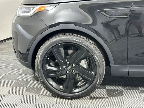 Used 2025 Land Rover Discovery S AWD/4WD image 9
