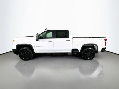 Used 2025 Chevrolet Silverado 2500 Custom w/ Custom Value Package AWD/4WD image 4