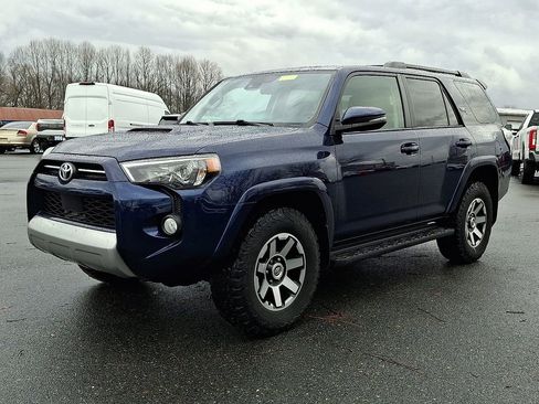 Used 2020 Toyota 4Runner TRD Off-Road Premium image 3