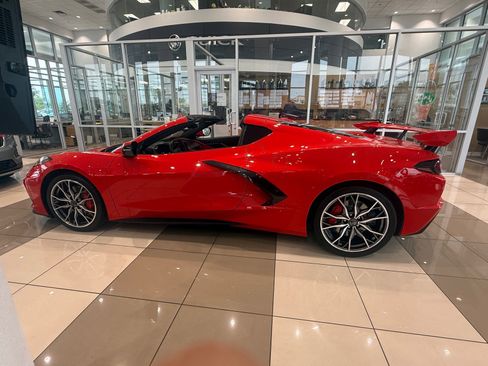 Used 2023 Chevrolet Corvette Stingray Premium Cpe w/ Z51 Performance Package RWD image 6