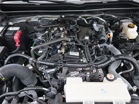 Used 2024 Toyota Tacoma 4x4 Double Cab image 28