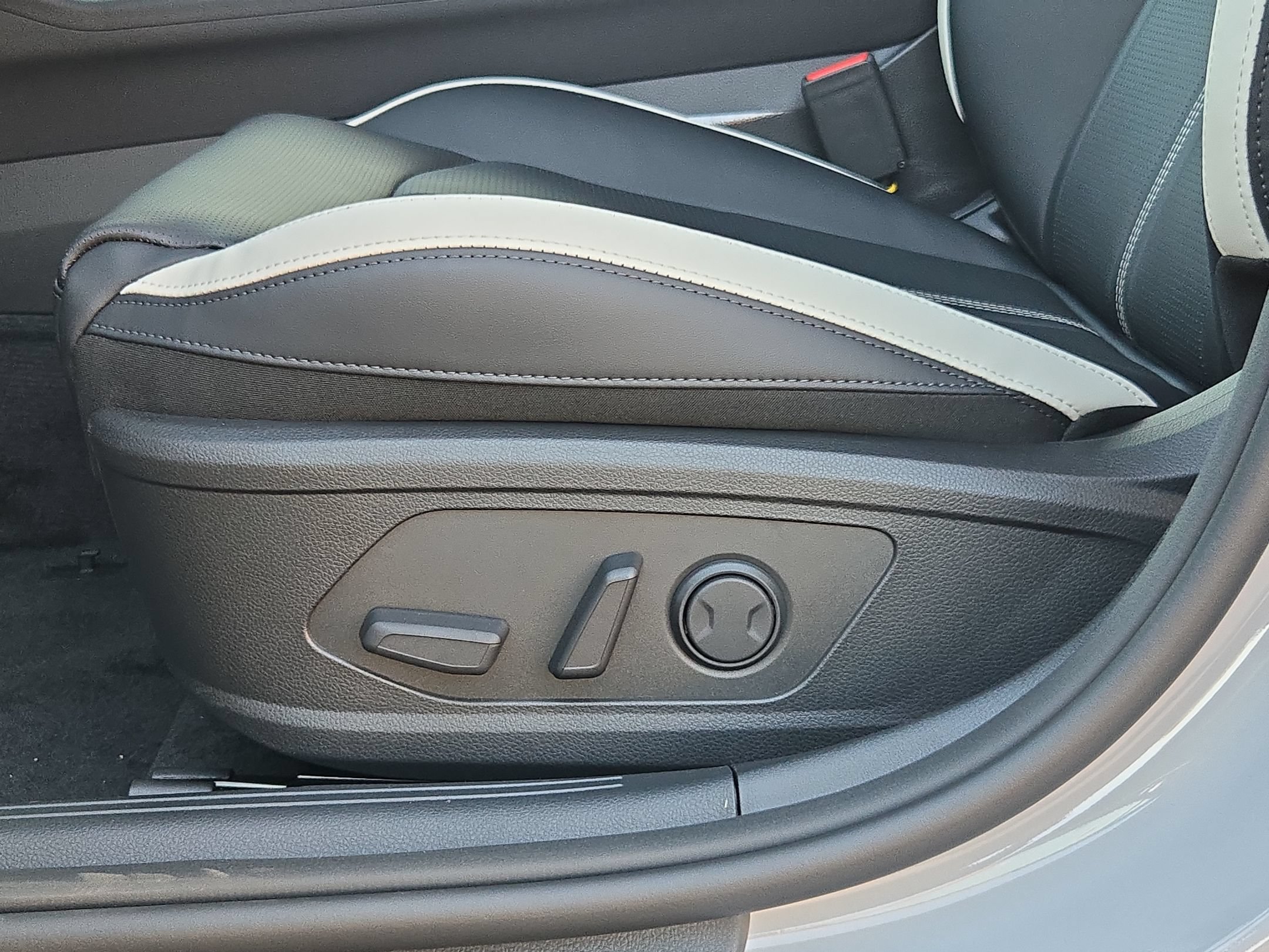 New 2026 Kia K5 GT-Line FWD image 18