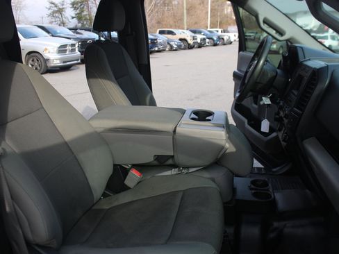 Used 2018 Ford F150 XL w/ Equipment Group 101A Mid image 37