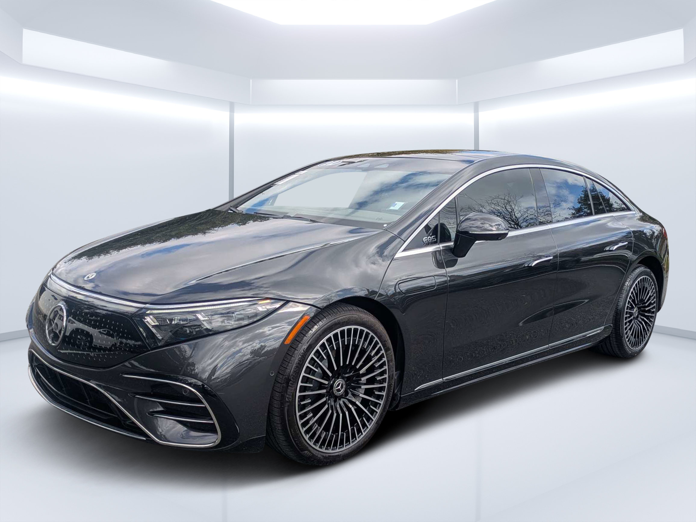 Used 2022 Mercedes-Benz EQS 450+ Sedan image 7