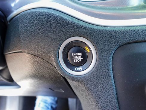 Used 2022 Dodge Charger SXT w/ Leather Interior Group image 19