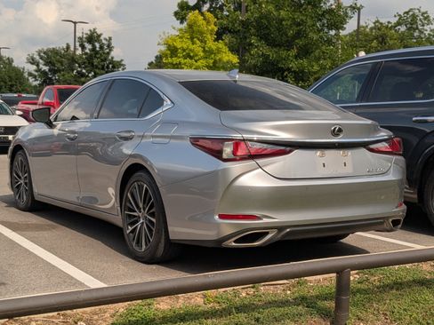 Used 2023 Lexus ES 350 w/ Premium Package FWD image 6