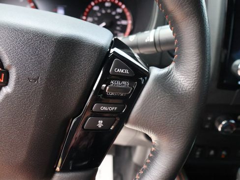 Used 2024 Nissan Frontier PRO-4X w/ Pro Convenience Package AWD/4WD image 29