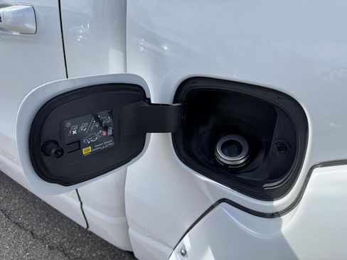 Used 2019 RAM 1500 Limited image 11