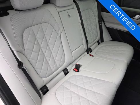 Used 2024 BMW X5 sDrive40i w/ Premium Package RWD image 26