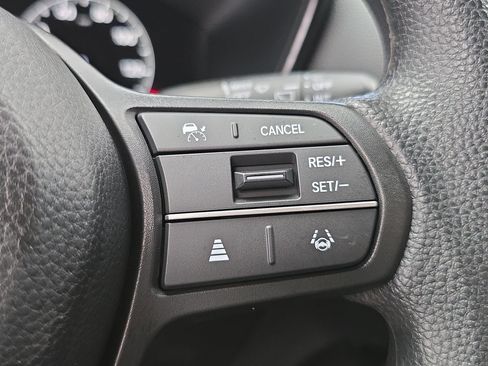 Used 2023 Honda CR-V LX image 17