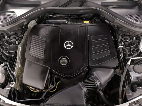 Used 2024 Mercedes-Benz GLC 300 4MATIC image 54
