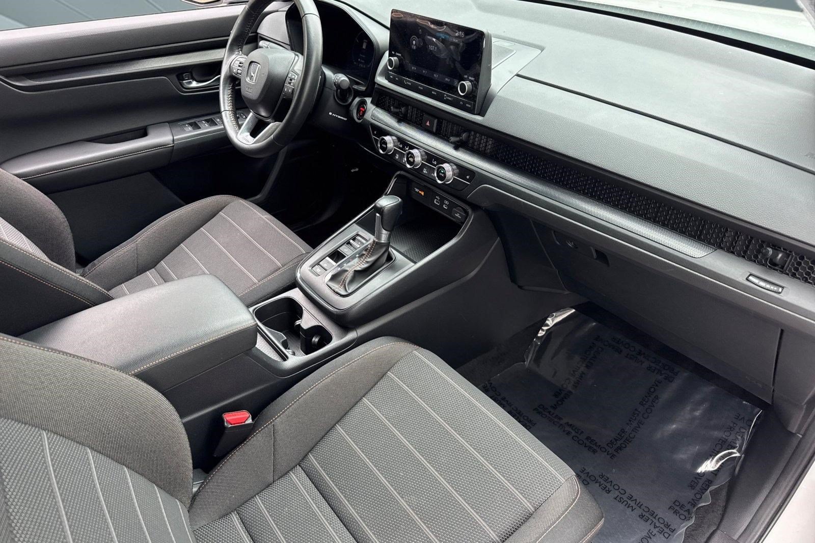 Certified 2025 Honda CR-V Sport image 33