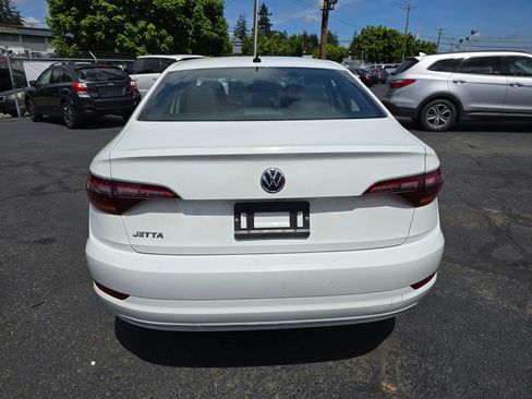 Used 2019 Volkswagen Jetta S w/ Driver Assistance Package FWD image 4