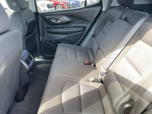 Used 2023 GMC Terrain SLE w/ Driver Convenience Package image 24