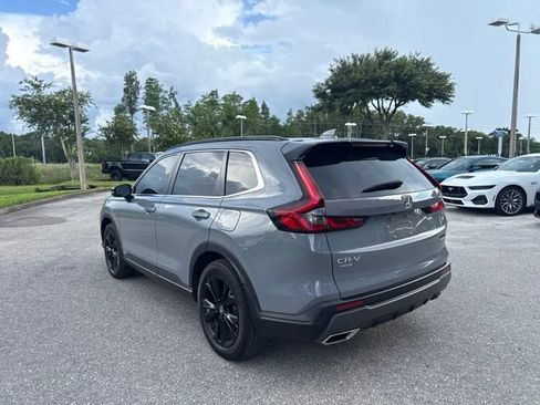 Used 2024 Honda CR-V Sport Touring image 4