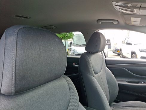 Used 2019 Hyundai Santa Fe SE AWD/4WD image 13