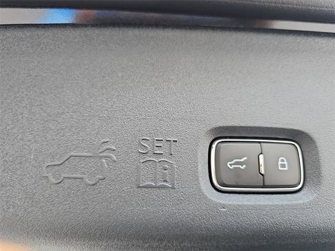 New 2025 Ford Expedition Max Active image 47