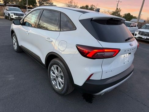 New 2026 Ford Escape Active w/ Cold Weather Package FWD image 6