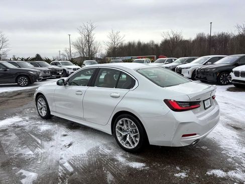 Used 2025 BMW 330i xDrive Sedan w/ Premium Package image 5