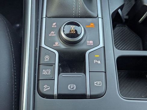 Used 2025 Kia Sorento S w/ Panoramic Sunroof Package image 20