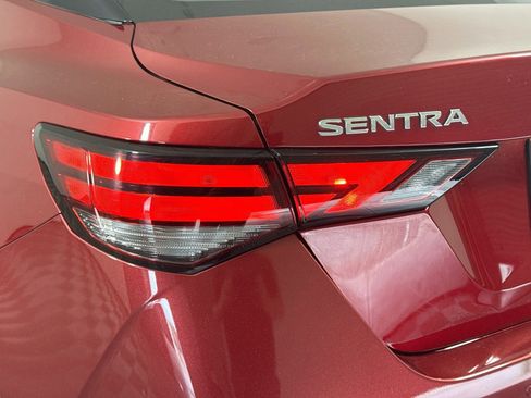 Used 2021 Nissan Sentra SV FWD image 36