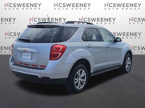Used 2017 Chevrolet Equinox LT w/ Convenience Package FWD image 5
