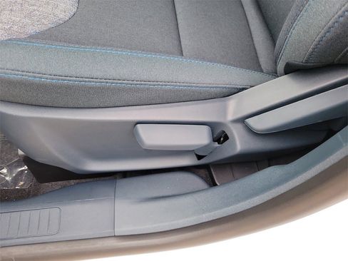 New 2026 Ford Maverick XLT w/ Equipment Group 301A image 9