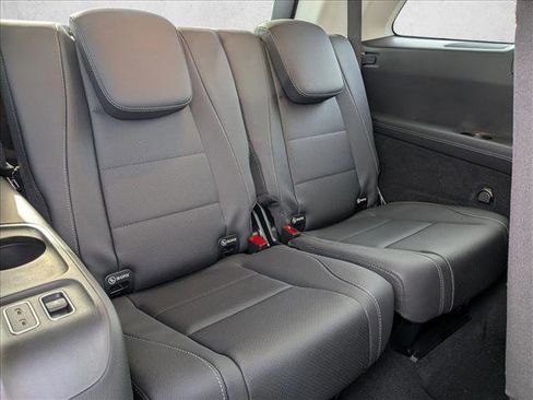 Certified 2026 Mercedes-Benz GLS 450 GLS 450 image 21