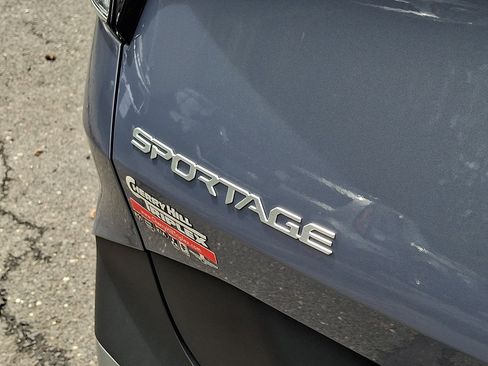 Used 2023 Kia Sportage EX FWD image 19