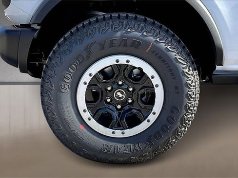 New 2025 Ford Bronco Big Bend w/ Black Diamond Package image 12