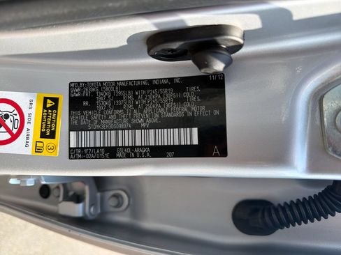 Used 2013 Toyota Highlander Limited FWD image 24
