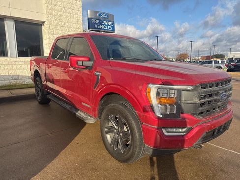 Used 2021 Ford F150 Lariat image 3