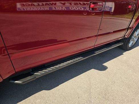Used 2019 Ford F150 XLT w/ Equipment Group 302A Luxury AWD/4WD image 11