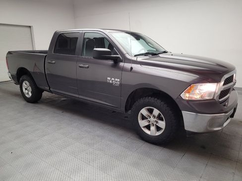 Used 2019 RAM 1500 Classic SLT AWD/4WD image 11