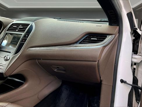 Used 2018 Lincoln MKC Reserve w/ Lincoln MKC Climate Package AWD/4WD image 25
