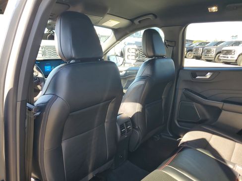 Used 2024 Ford Escape ST-Line w/ Tech Pack #1 image 19